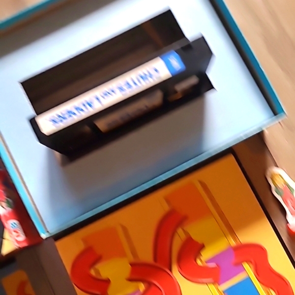 Vintage 1986 Milton Bradley Chutes and Ladders VCR Board Game - Picture 12 of 16